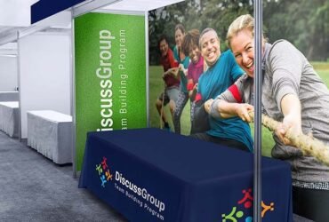 Seamless Presentation: How Custom Printed Tablecloths Transform Any Trade Show