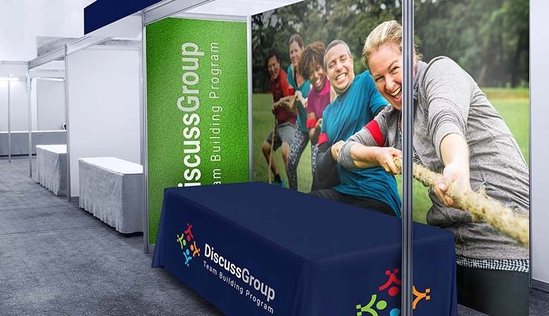 Seamless Presentation: How Custom Printed Tablecloths Transform Any Trade Show
