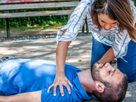 What Would You Do If Someone Collapsed at a Concert or Game?